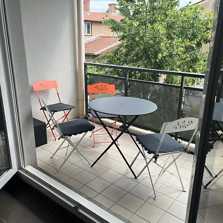 Proche Lyon, Centre Bel T3 Terrasse